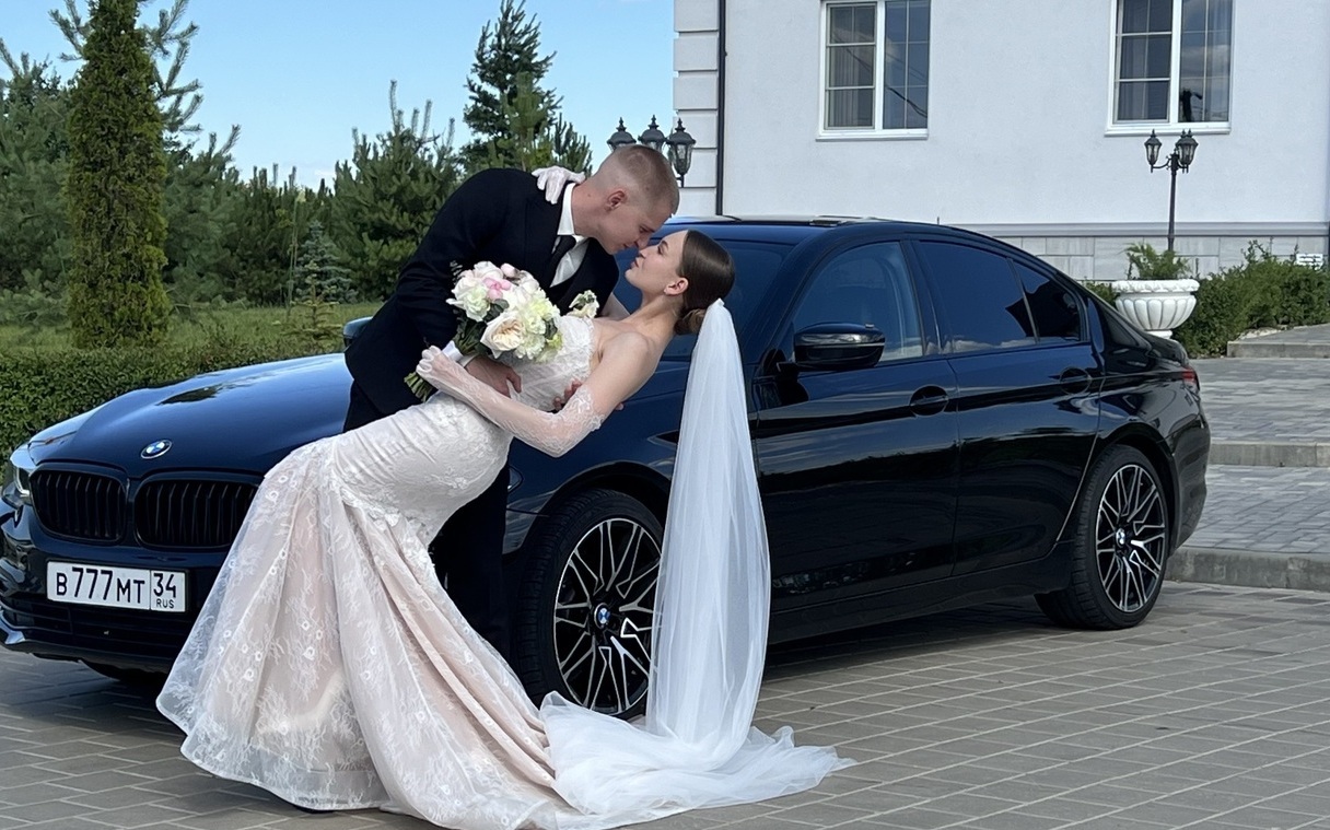 Свадебный кортеж Волгоград Авто на свадьбу в Волгограде 89610705007, Заказ свадебного кортежа