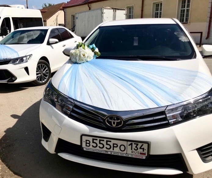 Тойота Королла на свадьбу, свадебный кортеж БМВ в Волгограде от компании LOVE-AVTO34, 896107005007